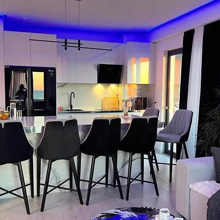 Apartment Oli Golden