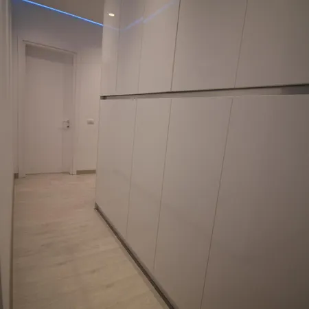 Oli Golden Apartment *